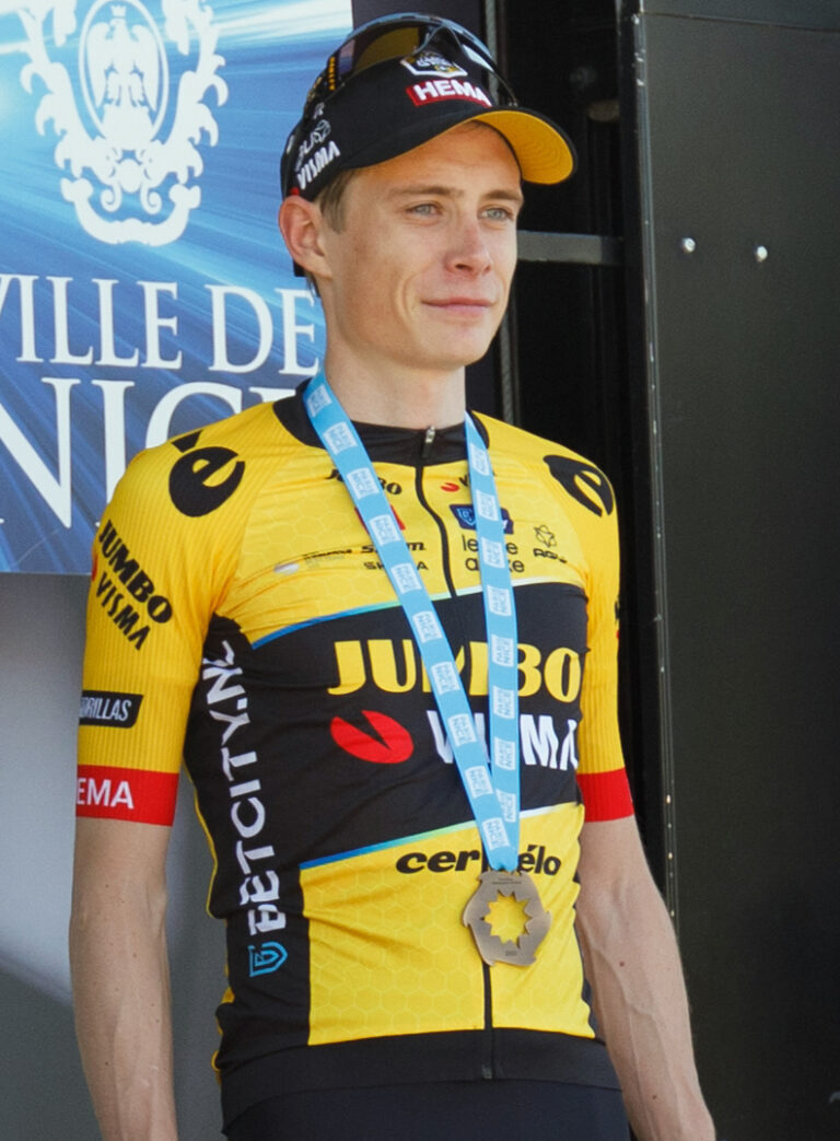 Jonas Vingegaard dopo la vittoria nella tappa 5 della Volta a Catalunya 2026