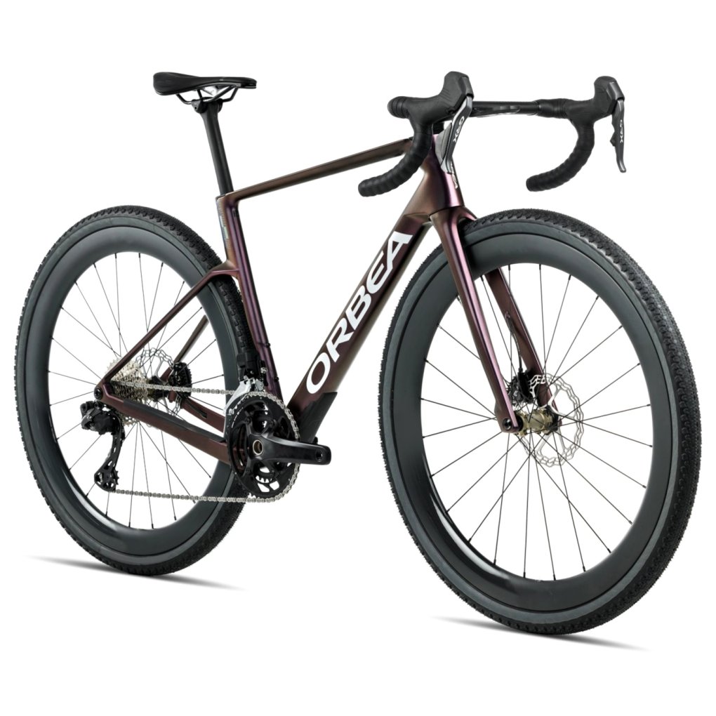 Orbea Terra 2026 in azione su sterrato