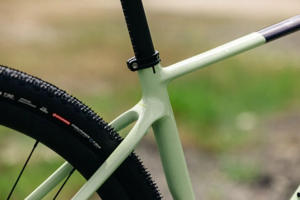 Orbea Terra Race 2026 dettaglio carbonio