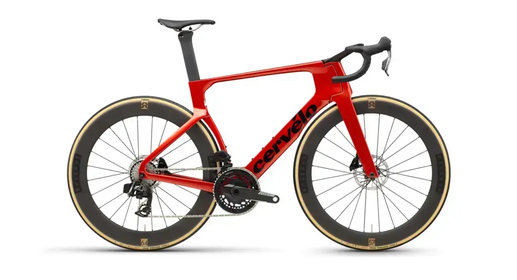 Cervélo S5 Force AXS 2026, bici completa con ruote Reserve 57 e 64