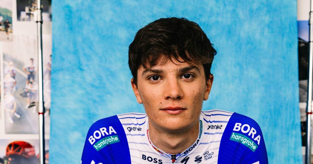 Giulio Pellizzari durante il Giro d'Italia 2026