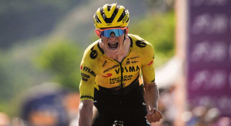 Matisse Van Kerckhove dopo la vittoria al Giro Next Gen 2026