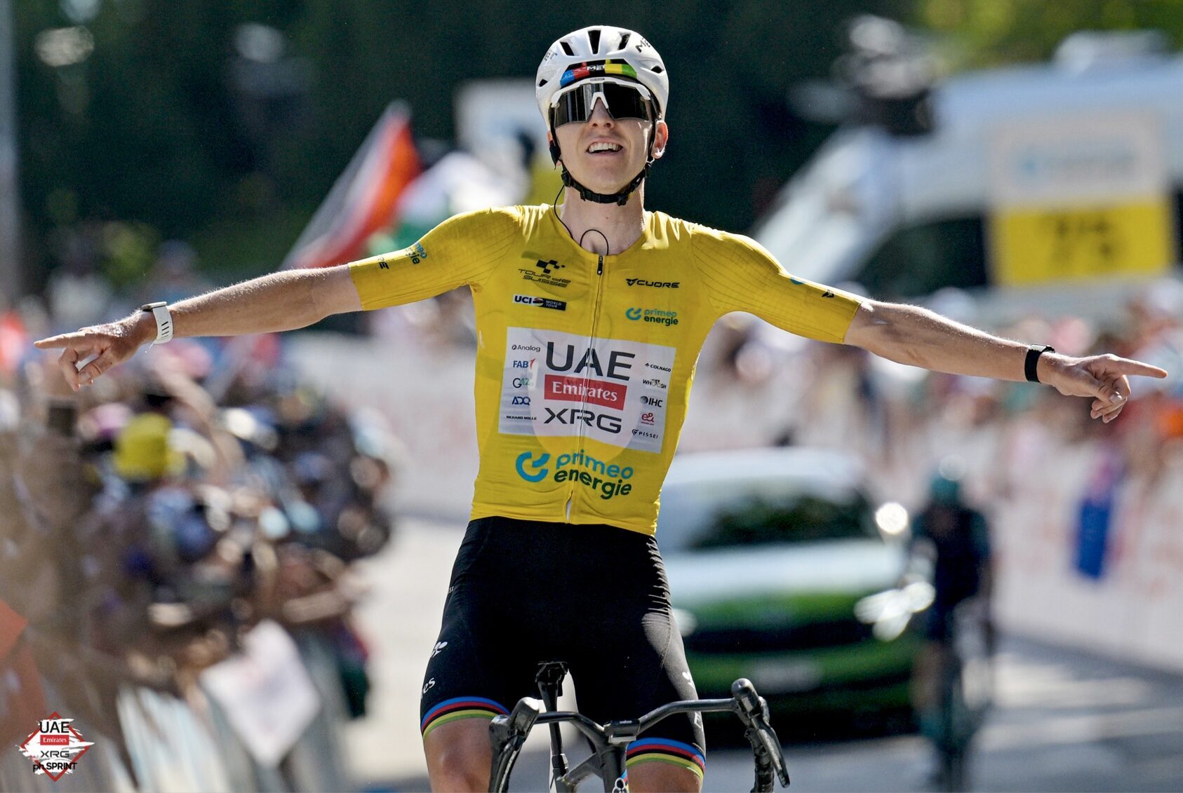 Tadej Pogačar vince la tappa 5 del Tour de Suisse 2026 a Villars-sur-Ollon