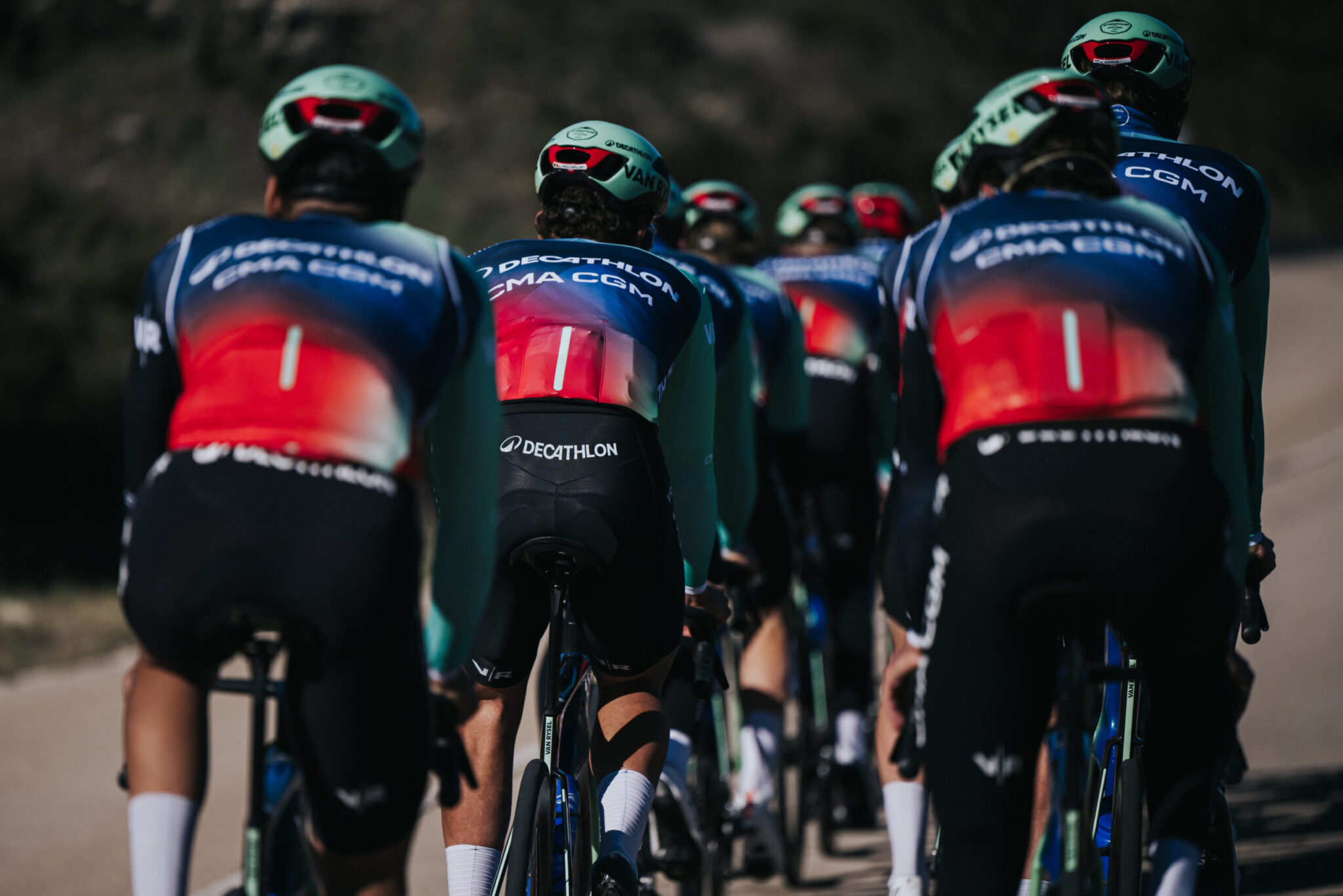 Paul Seixas e Decathlon CMA CGM al training camp prima del Tour de France 2026