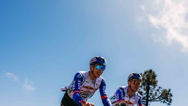 Remco Evenepoel e Florian Lipowitz in allenamento con Red Bull-Bora-hansgrohe
