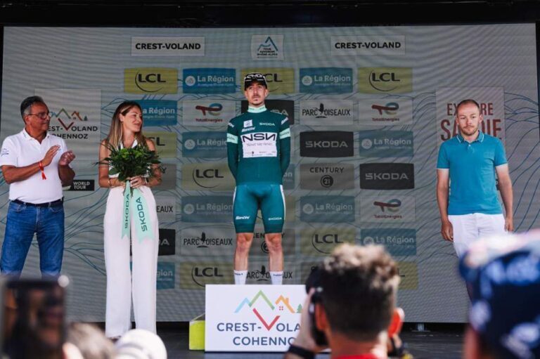 Maxim Van Gils vince la tappa 6 del Tour Auvergne-Rhône-Alpes 2026 a Crest-Voland