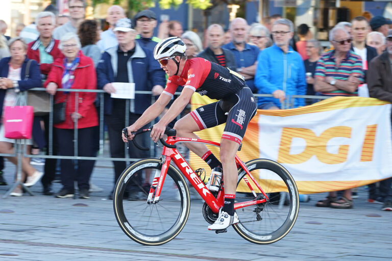 Mads Pedersen in maglia Trek