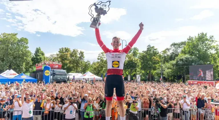 Gregor Mühlberger vincitore del Tour of Austria 2026