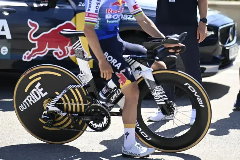Specialized S-Works Shiv TT prototipo usata da Remco Evenepoel al Tour de France 2026