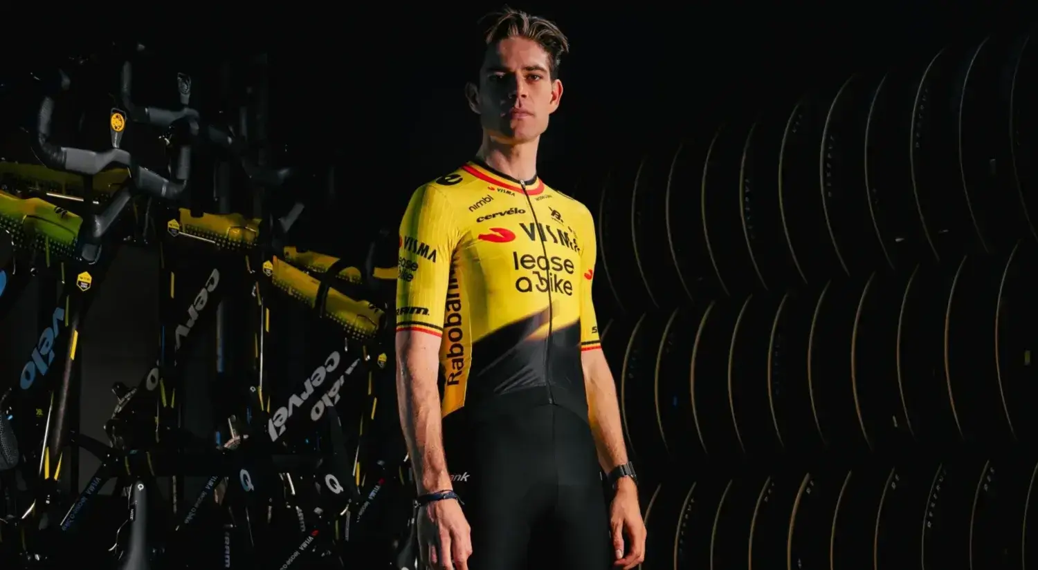 Wout van Aert con la maglia Team Visma Lease a Bike 2026