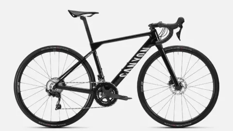 Canyon Ultimate 2026, immagine ufficiale del catalogo