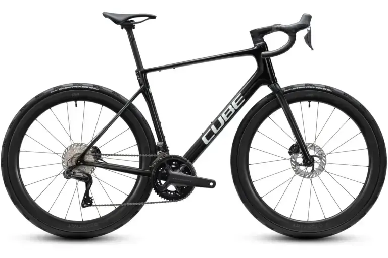 Cube Attain C:62 SLT 2027, bici endurance in carbonio