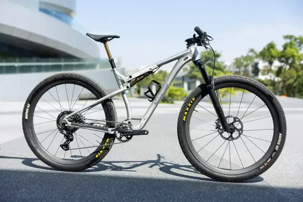 Giant Anthem Advanced SL 2026, nuova bici MTB XC