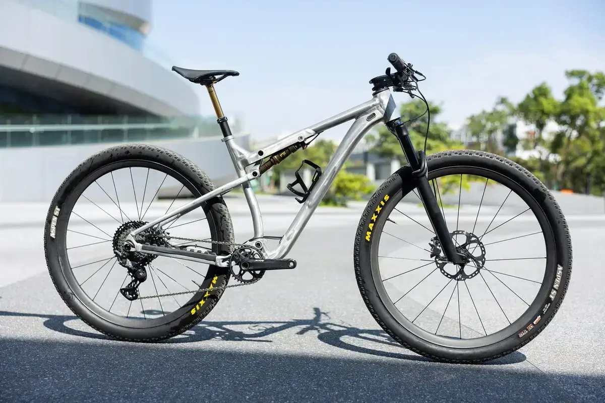 Giant Anthem Advanced SL 2026, nuova bici MTB XC