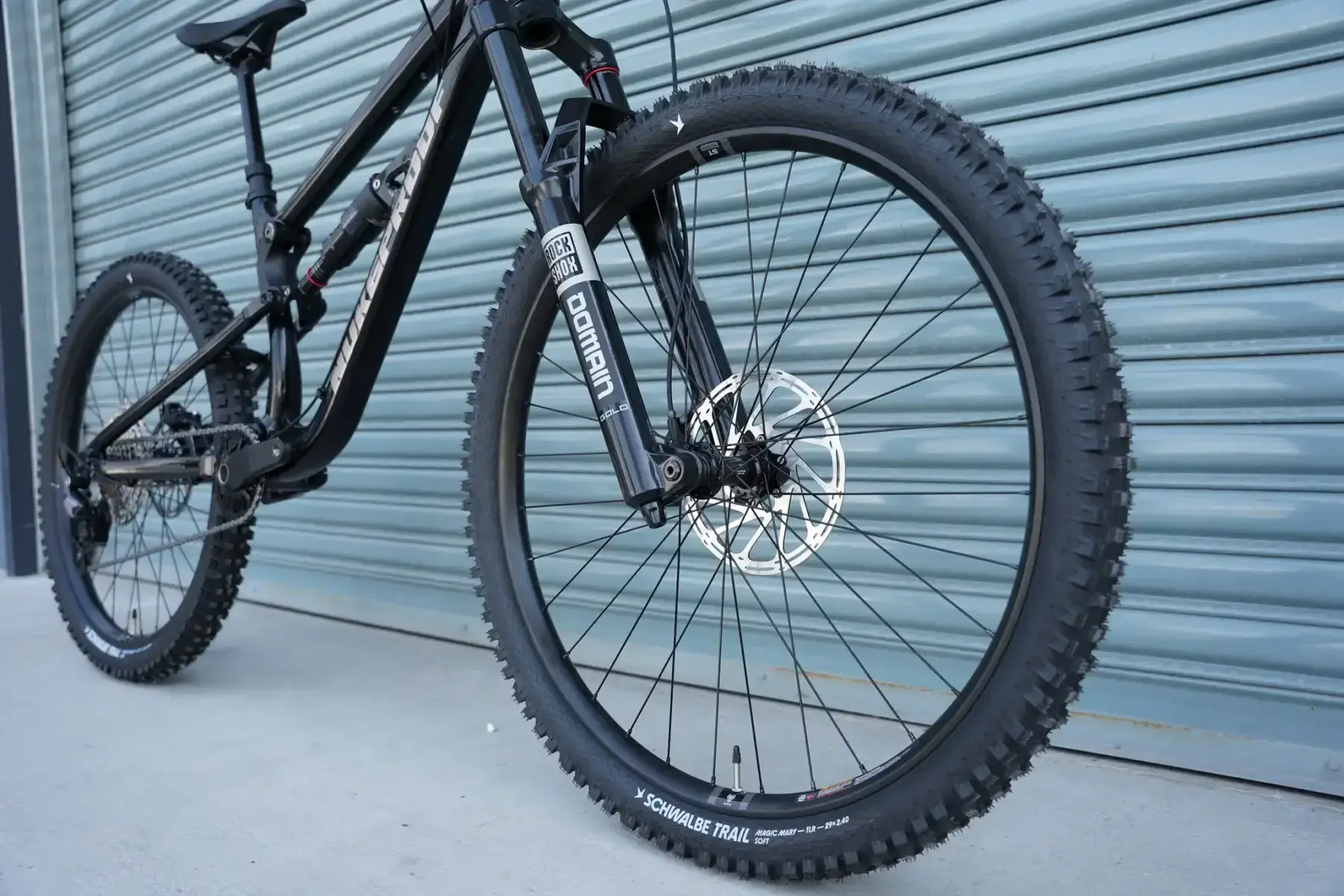 Nukeproof Tracker FS 2026, nuova bici MTB enduro