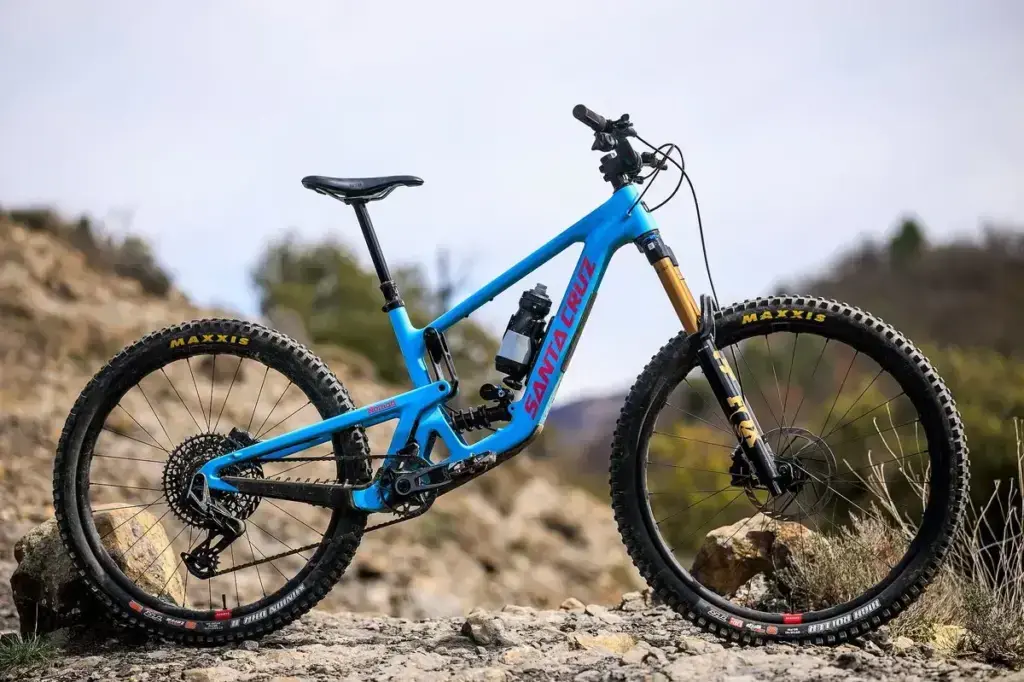 Santa Cruz Nomad 2026, nuova bici MTB enduro