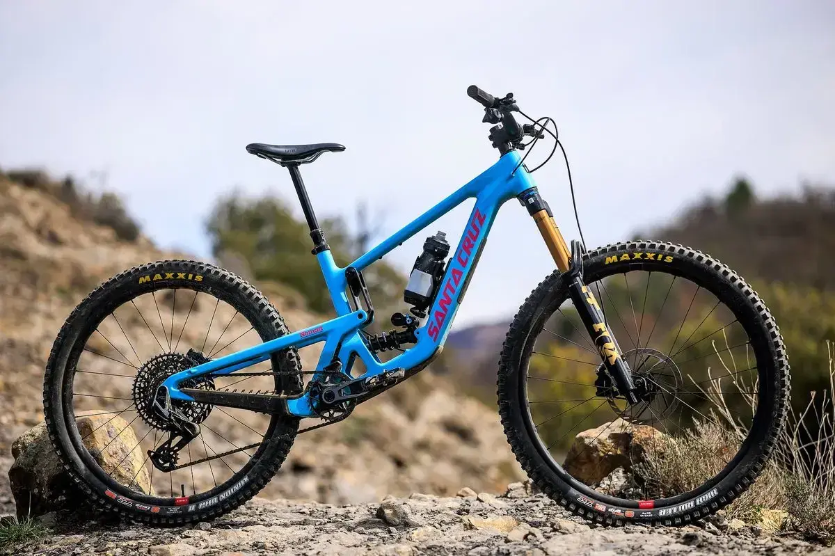 Santa Cruz Nomad 2026, nuova bici MTB enduro