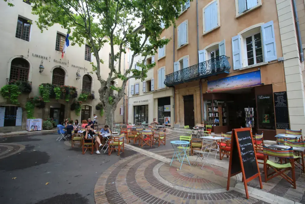 Centro di Manosque, arrivo della tappa 2 della Vuelta a Espana 2026
