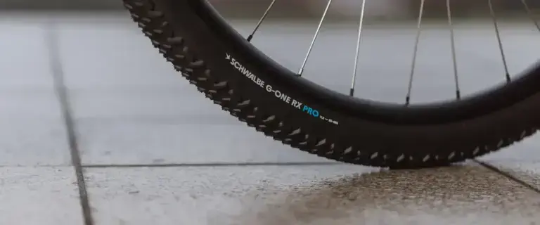 Prototipo gravel con pneumatici Schwalbe da 32 pollici