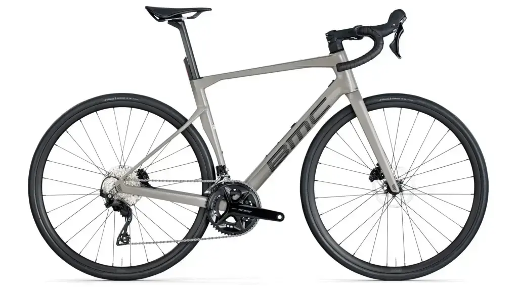 BMC Roadmachine THREE 2026, bicicletta completa