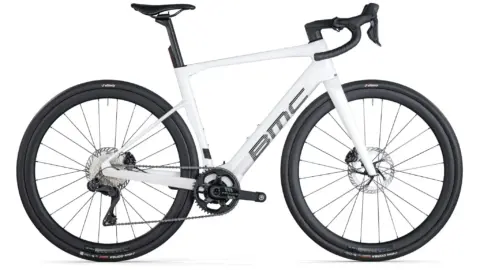 BMC Roadmachine 01 AMP ONE 2026, bicicletta completa