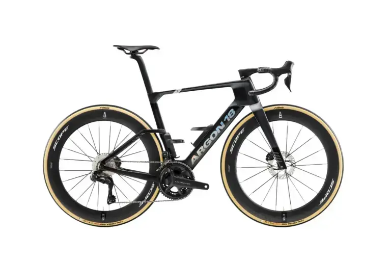 Argon 18 Nitrogen Pro Shimano Ultegra Di2 MY2026, bicicletta completa. Foto Argon 18.