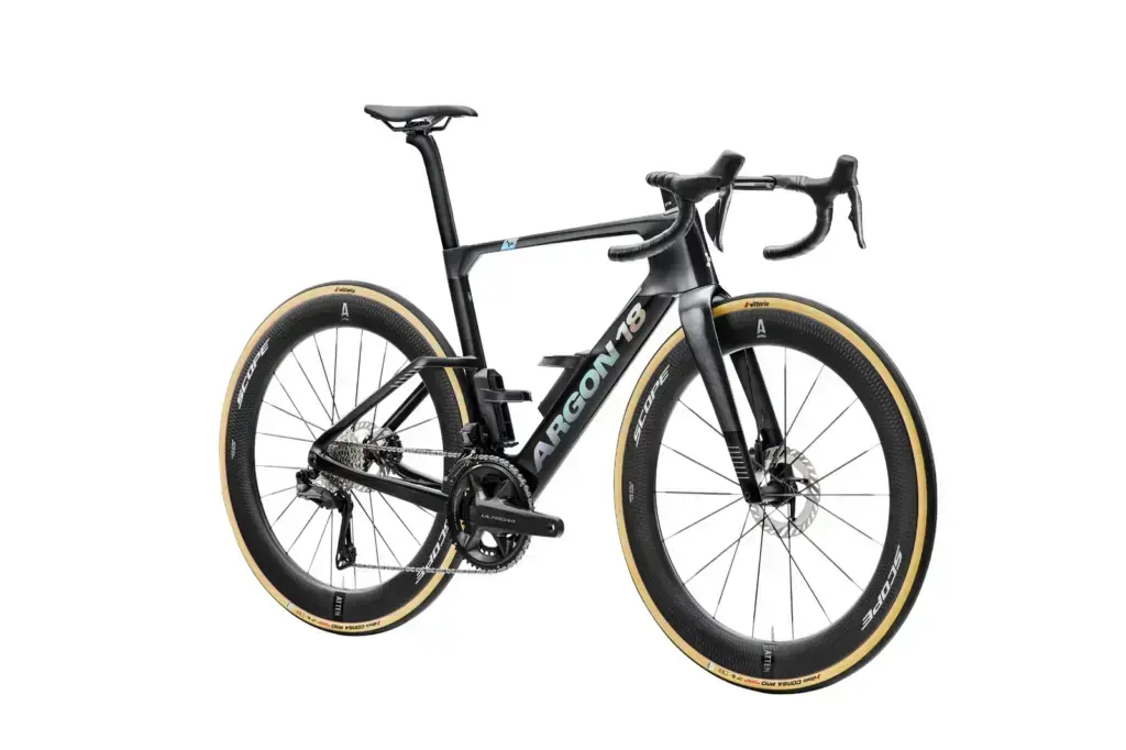Argon 18 Nitrogen Pro Shimano Ultegra Di2 MY2026, seconda vista ufficiale della stessa configurazione. Foto Argon 18.