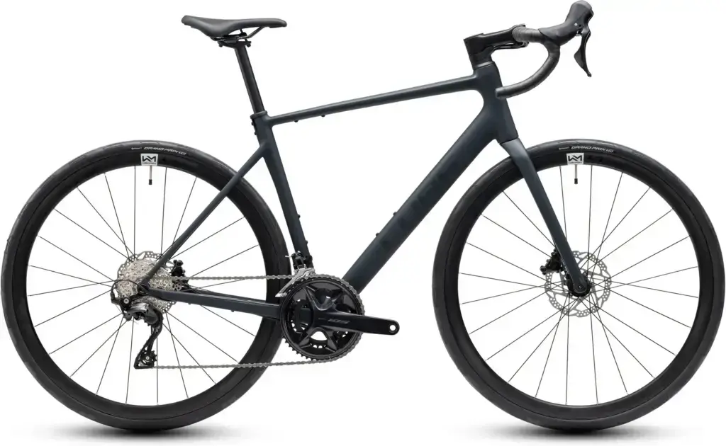 Cube Attain SLX black´n´chrome, MY2027. Foto: CUBE Bikes.