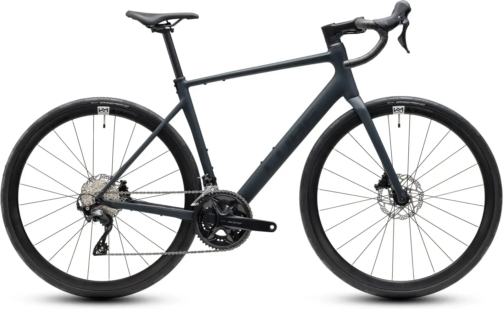 Cube Attain SLX black´n´chrome, MY2027. Foto: CUBE Bikes.