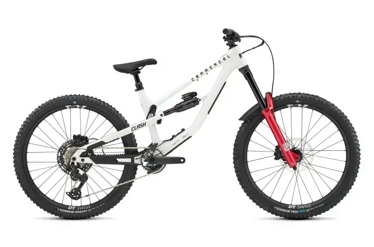 Commencal CLASH V3 ROCKSHOX PURE WHITE 2027: bici completa