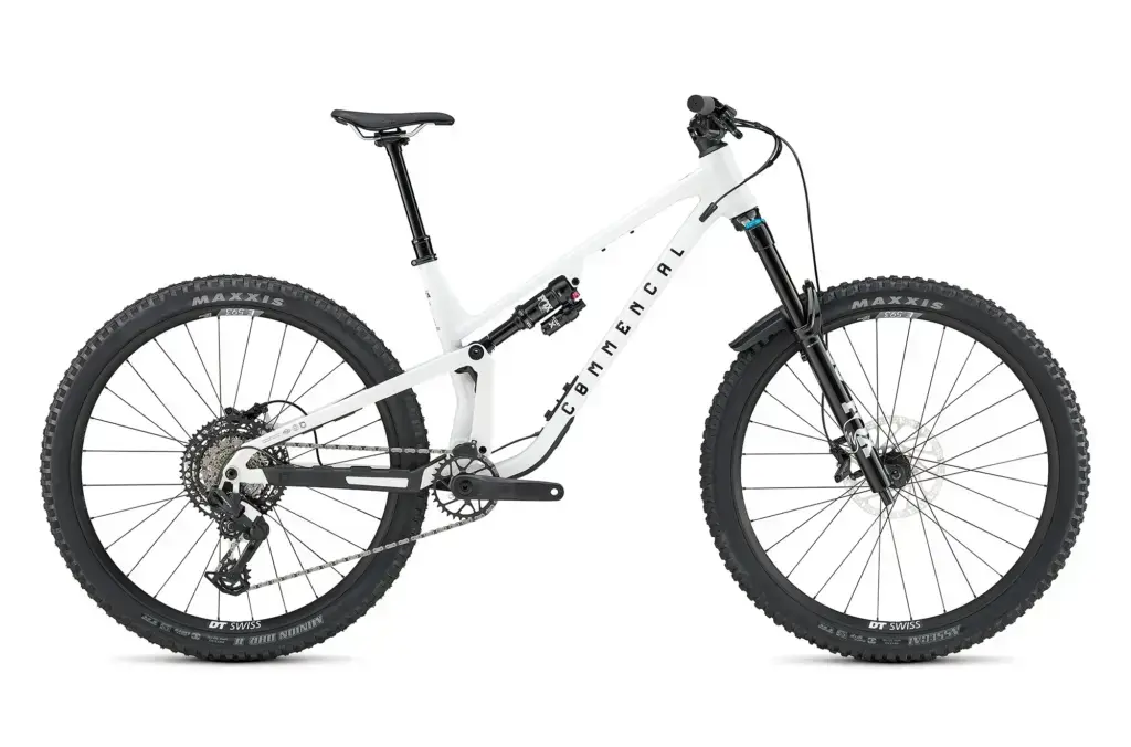 Commencal META V5 ESSENTIAL PURE WHITE 2027: bici completa