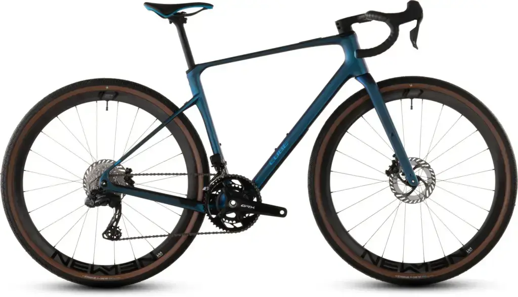 Cube Nuroad C:62 Race 2026, vista laterale della bici completa