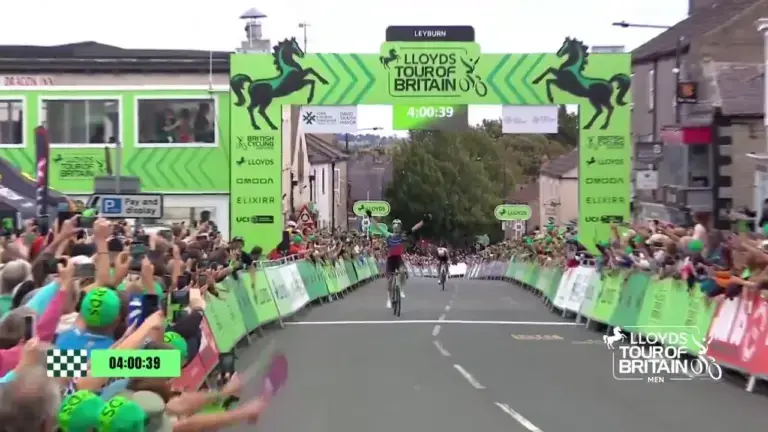 Cees Bol vince la tappa 4 del Tour of Britain 2026 a Leyburn