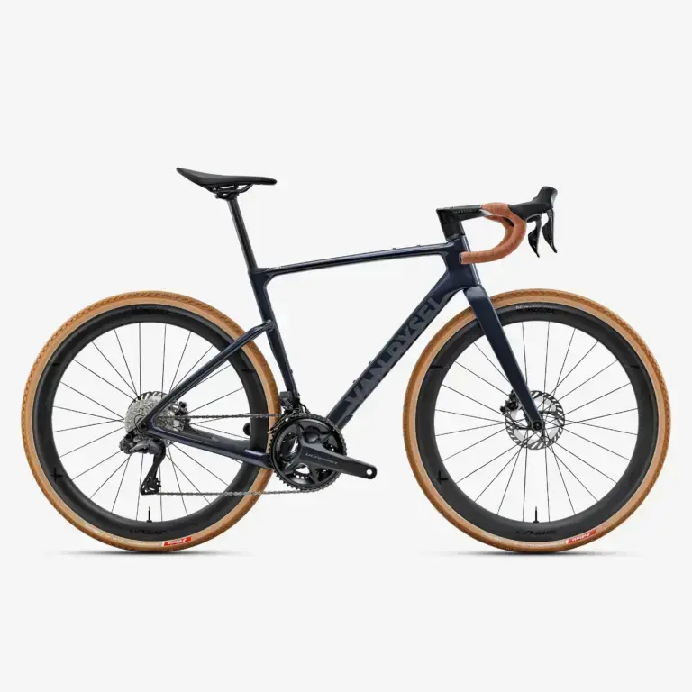 Van Rysel RCR-G The Ace 2026 con ruote Swiss Side Gravon 500 e gomme Vittoria T30