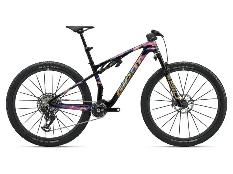 Giant Anthem Advanced SL SE 2027 Stormfire Sprint, bicicletta completa vista laterale