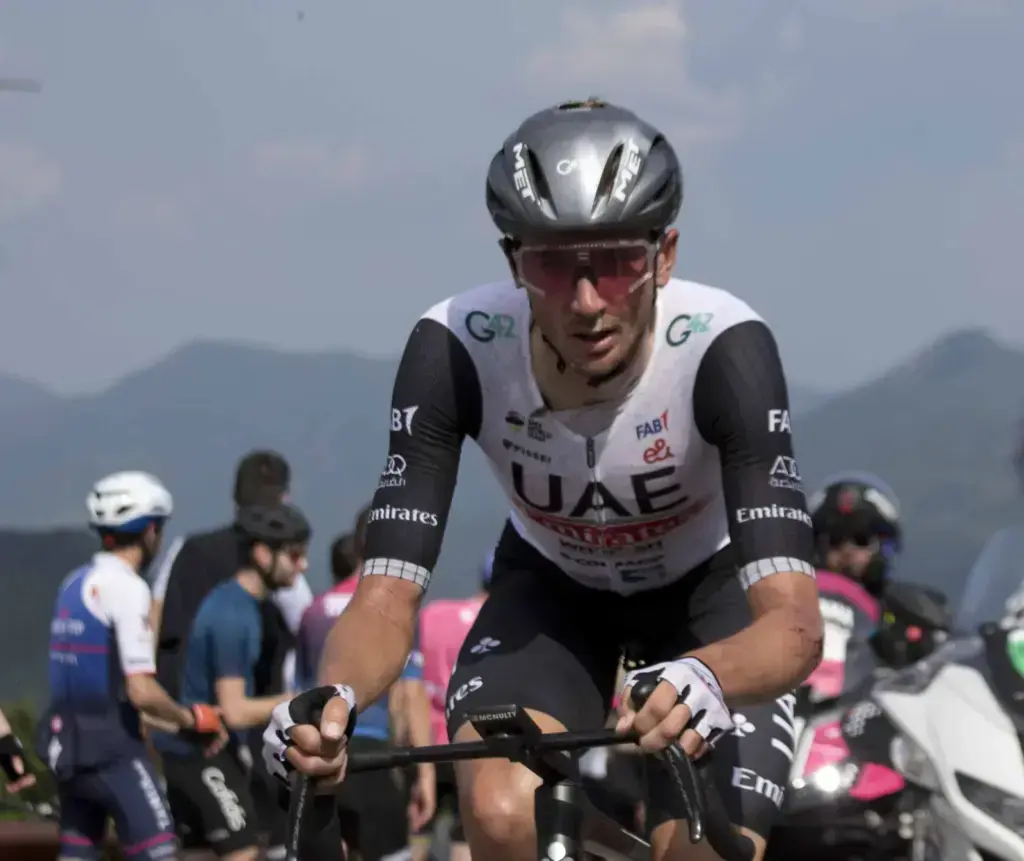 Brandon McNulty in maglia UAE al Giro d’Italia 2023, fotografia d’archivio