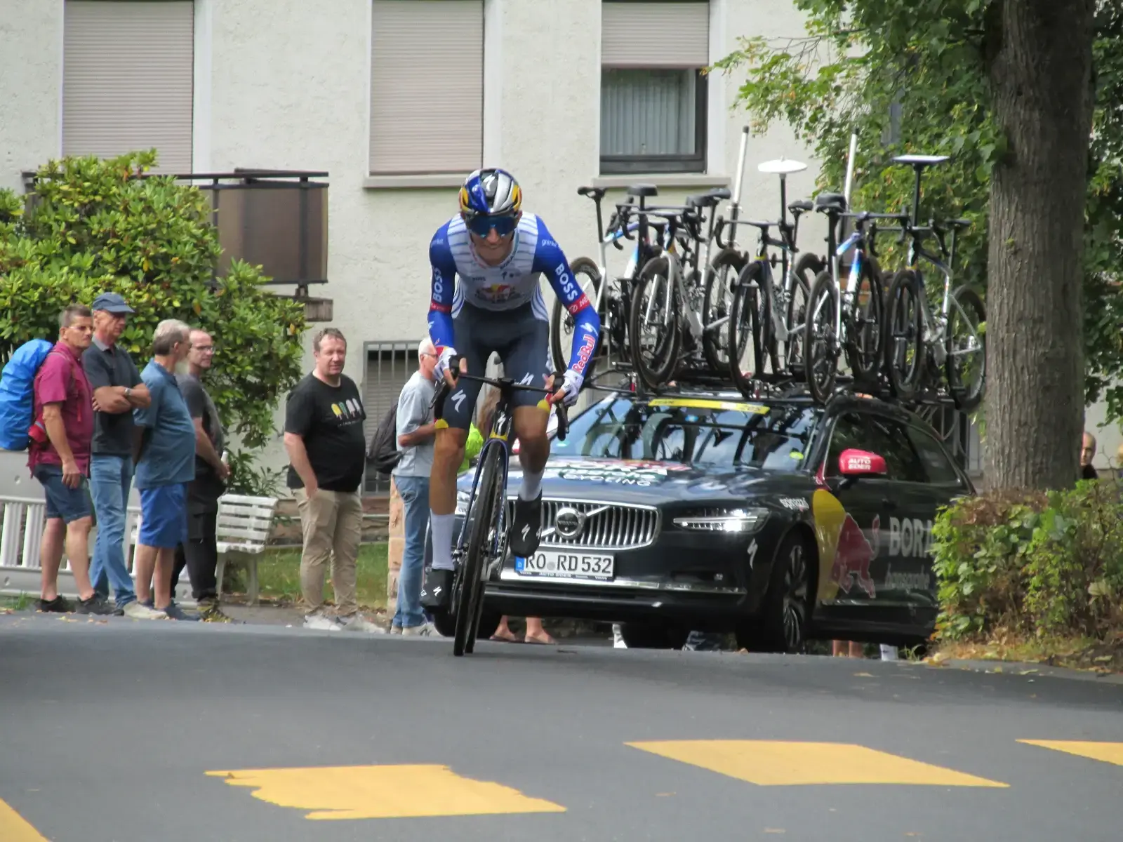 Alexander Hajek alla Deutschland Tour 2026 nella maglia Red Bull–BORA–hansgrohe