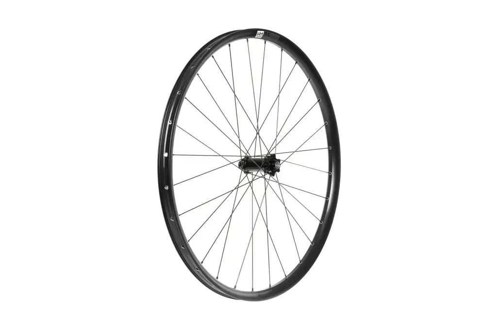 Newmen Performance25 anteriore aftermarket
