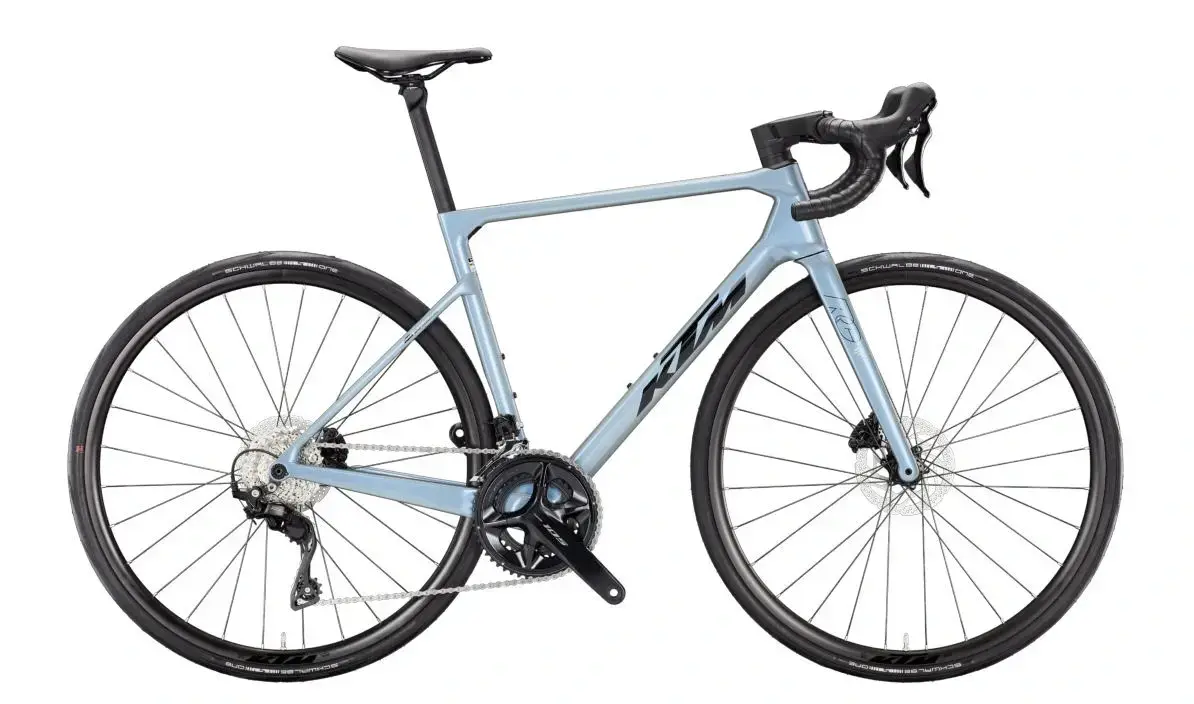 KTM Revelator Alto Pro nel Partnerbook 2026 con cerchi dichiarati Alexrims GD24P