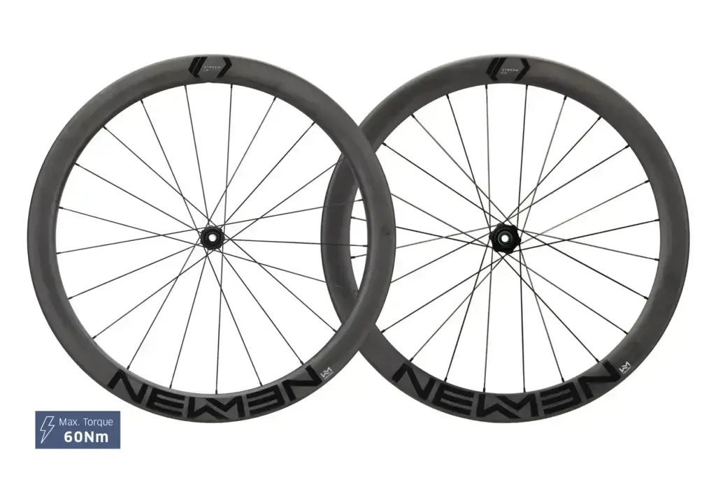 Coppia Newmen Streem A.49 e A.54 aftermarket con raggi Sapim CX-Ray