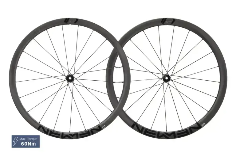 Coppia Newmen Streem C.35 e C.38 aftermarket con raggi Sapim CX-Ray